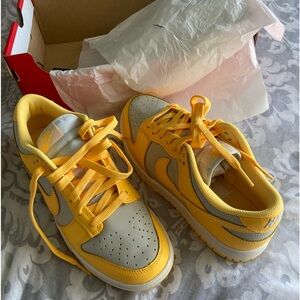 Yellow dunks